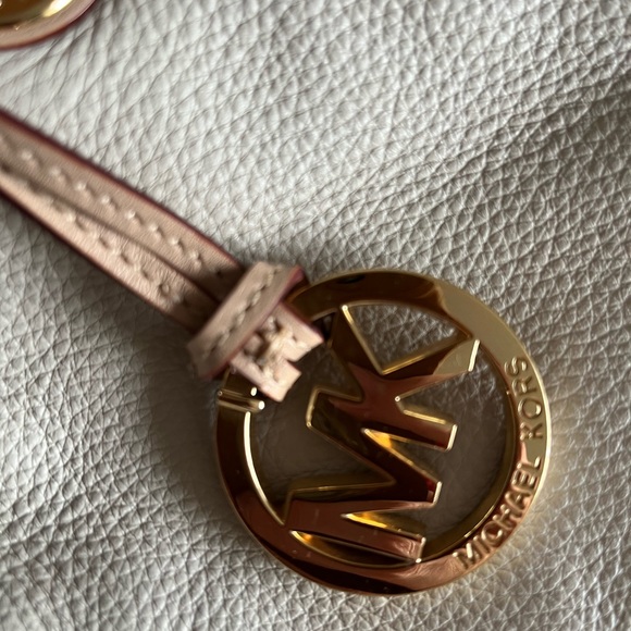 Michael Kors Bag - Picture 2 of 4